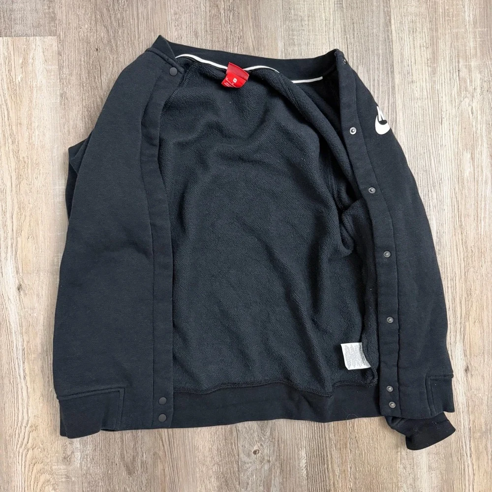 Nike W’s Fleece Bomber Varsity Jacket Black Snap Buttons-size Med *NEW w/o tags*